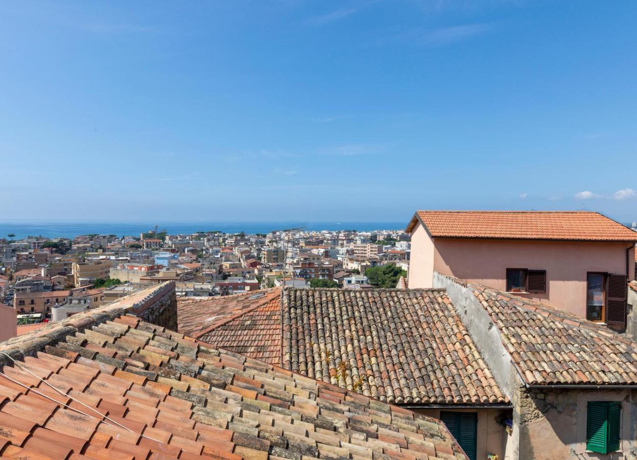 Elegante Vista Mare-centralissima-wi Fi Con Camino *